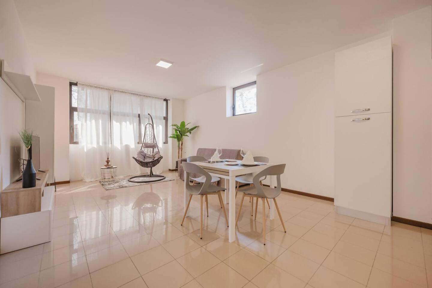 Unico 8 -alloggio A 450mt Dalla Stazione Apartment Venedig